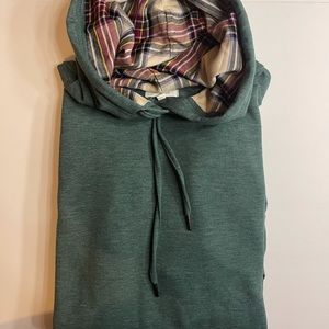 💚Maurices green fennel hoodie in a L 💚